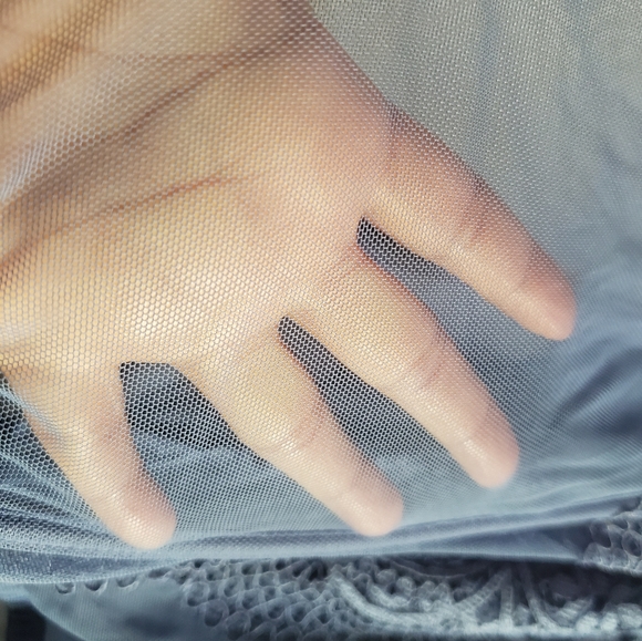 Victoria's secret garter slip - Picture 8 of 13